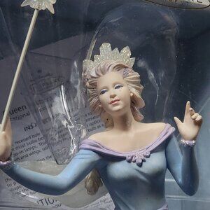 Hallmark Keepsake Queen Aurora Tree Topper – Frostlight Faeries – 2001